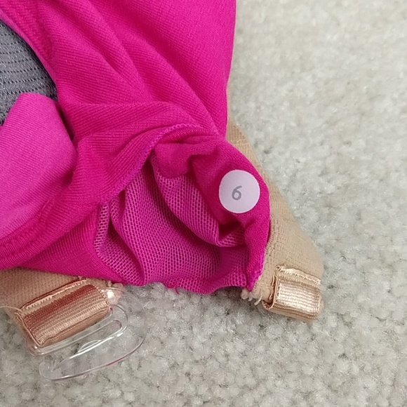 Lululemon Bubble Hem Tank Top - Picture 4 of 7